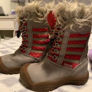 Keen snow boots